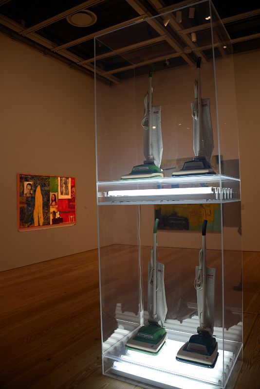 59 New Hoover Convertible Doubledecker - Jeff Koons 1981-87, Racing Thoughts - Jasper Johns 1983 Whitney Museum Of American Art New York City
